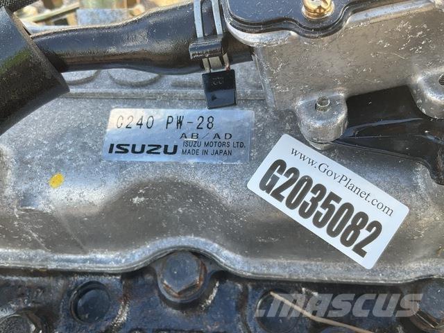 Isuzu C240 Silniki