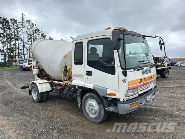 Isuzu Forward Polewaczki