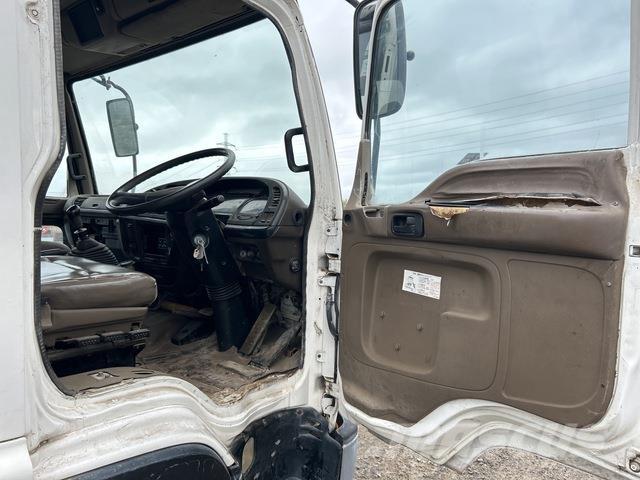 Isuzu Forward Polewaczki