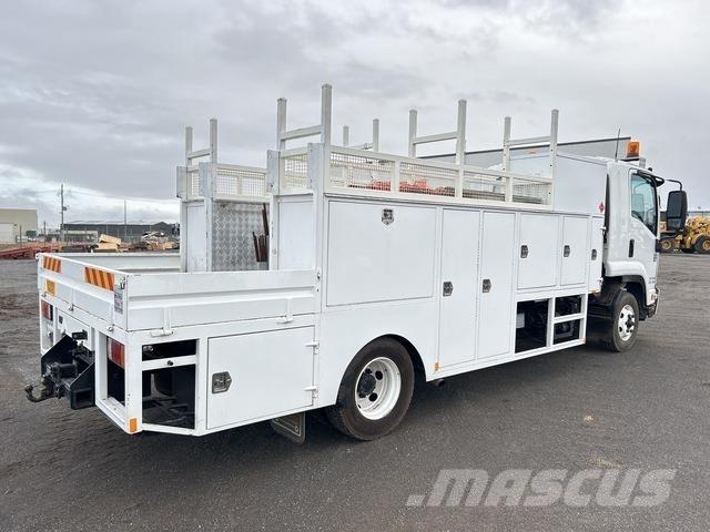 Isuzu FRR 600 Samochody ratownicze pomocy drogowej