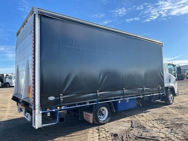 Isuzu FRR 600 Ciężarówki firanki