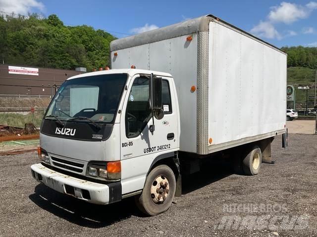 Isuzu NPR Samochody ciężarowe ze skrzynią zamkniętą