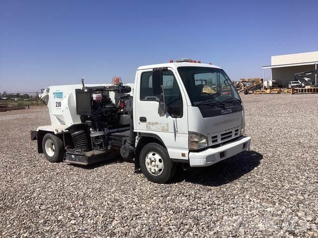 Isuzu NPR Zamiatarki