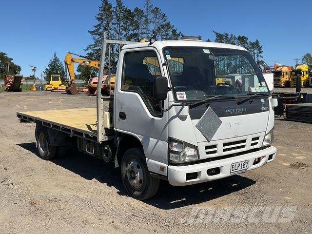 Isuzu NPR 250M Ciężarówki typu Platforma / Skrzynia