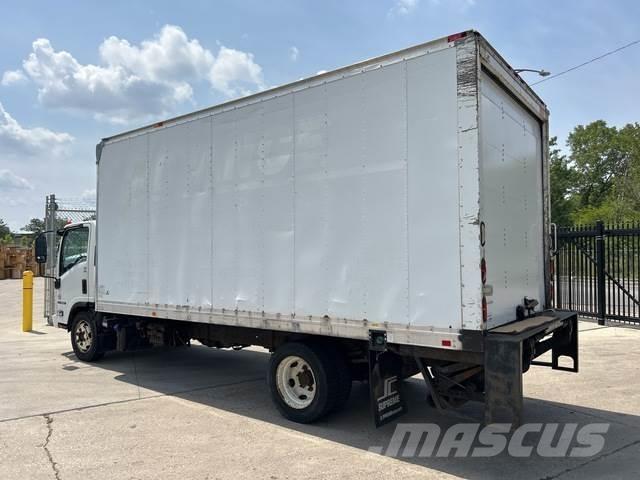 Isuzu NRR Samochody ciężarowe ze skrzynią zamkniętą