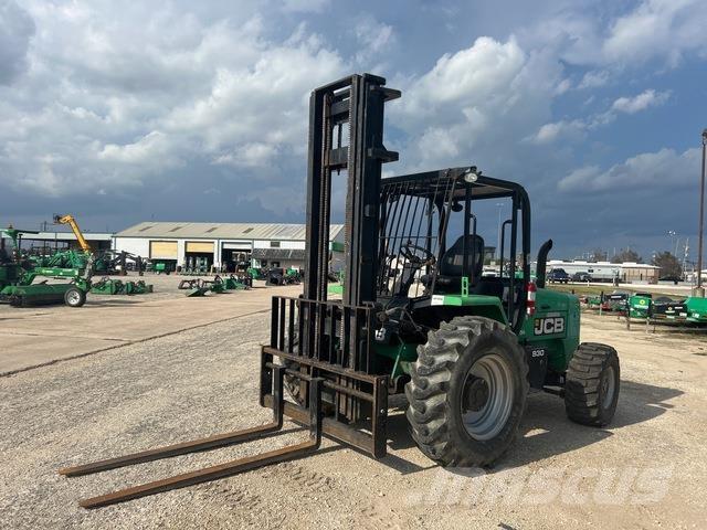 JCB 930 Wózki widłowe terenowe