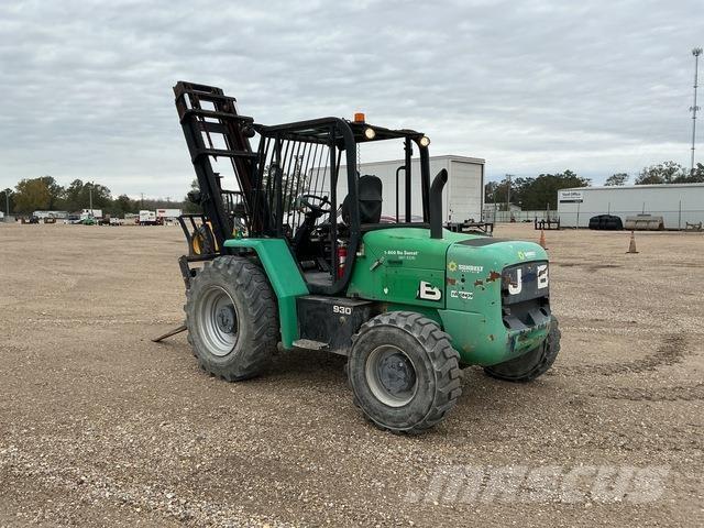 JCB 930 Wózki widłowe terenowe