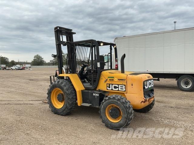 JCB 930 Wózki widłowe terenowe