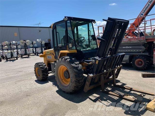 JCB 930-4 Wózki widłowe terenowe