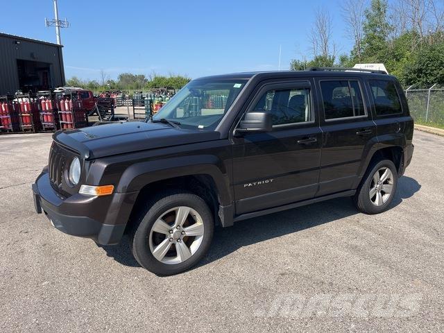 Jeep Patriot Samochody osobowe