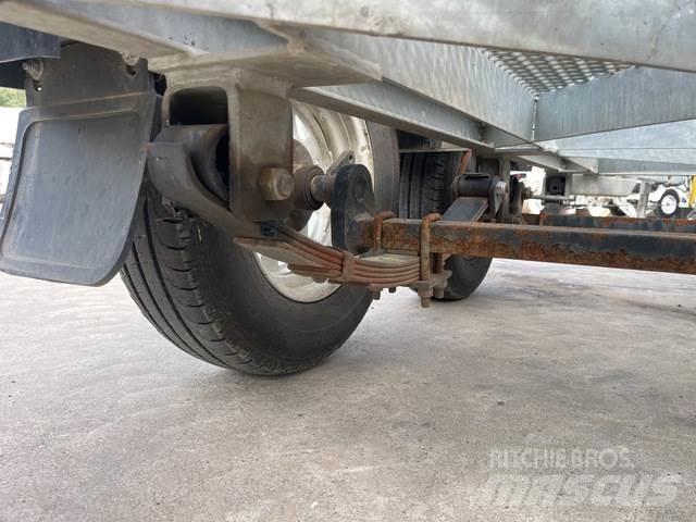 JLG  Przyczepy do transportu samochodów