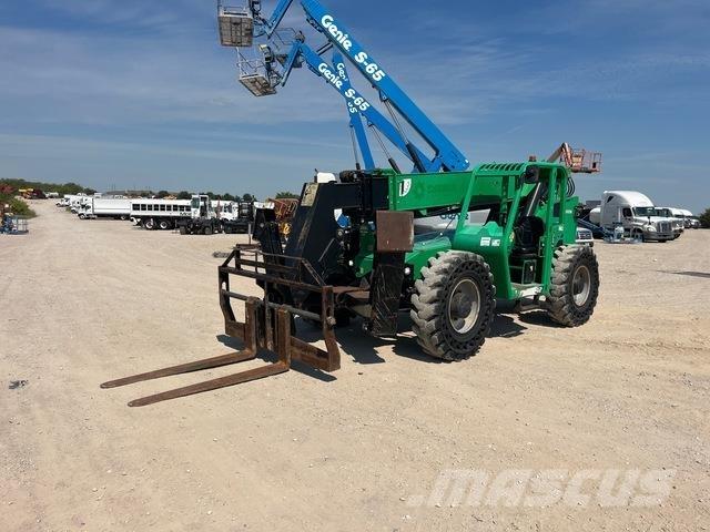 JLG 10042 Ładowarki teleskopowe