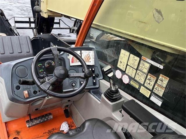 JLG 1055 Ładowarki teleskopowe