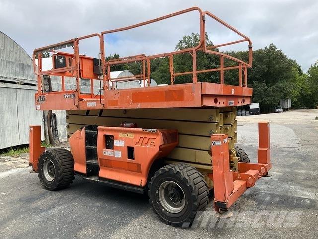 JLG 4394 RT Podnośniki nożycowe