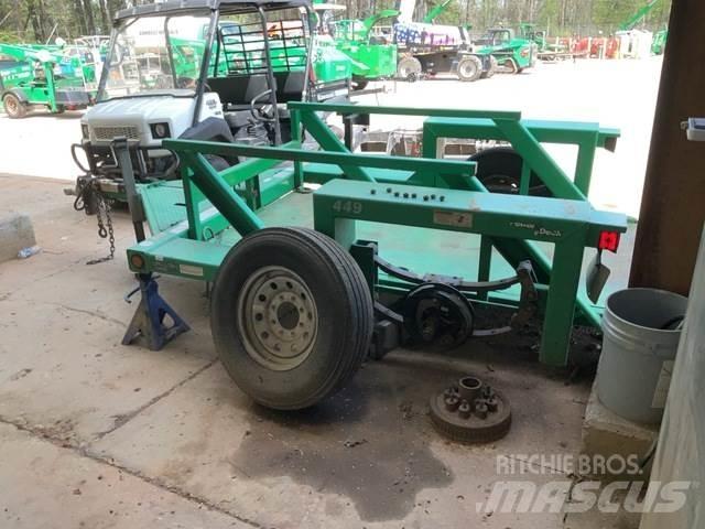 JLG 449 Przyczepy niskopodłogowe