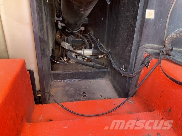 JLG 600AJ Podnośniki przegubowe