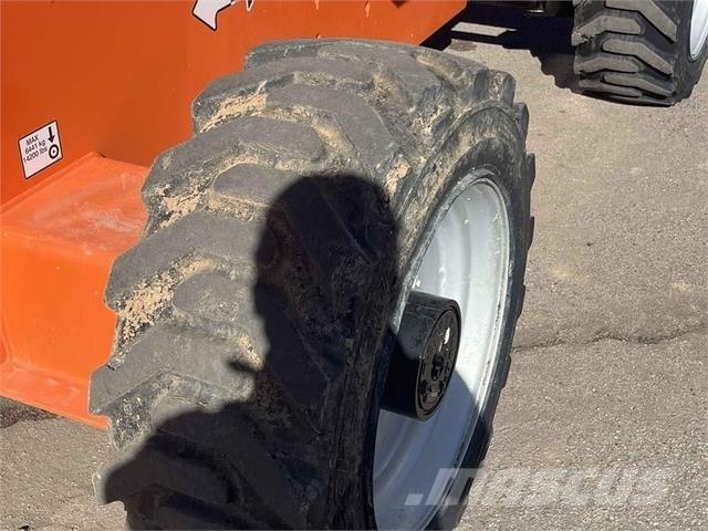JLG 660SJ Podnośniki teleskopowe