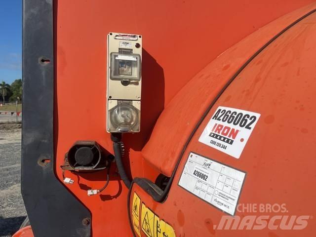 JLG 800 AJ Maszyny budowlane - Inne