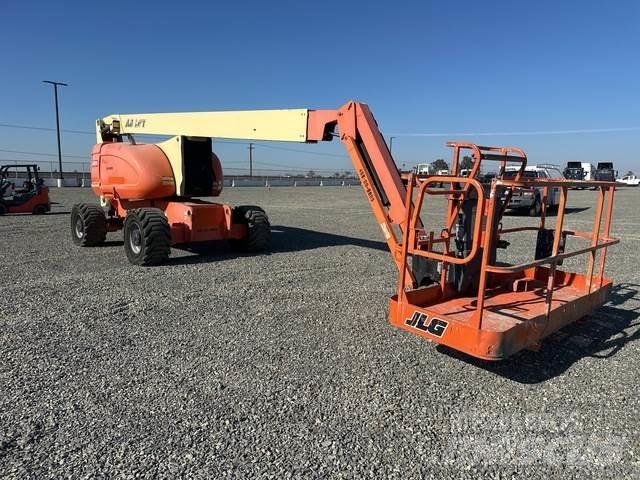 JLG 800AJ Podnośniki przegubowe