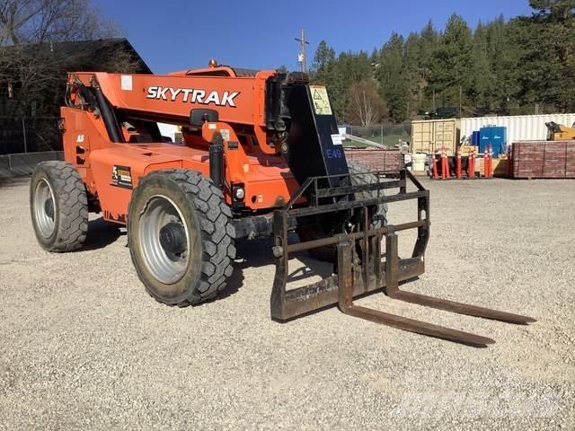 JLG 8042 Ładowarki teleskopowe
