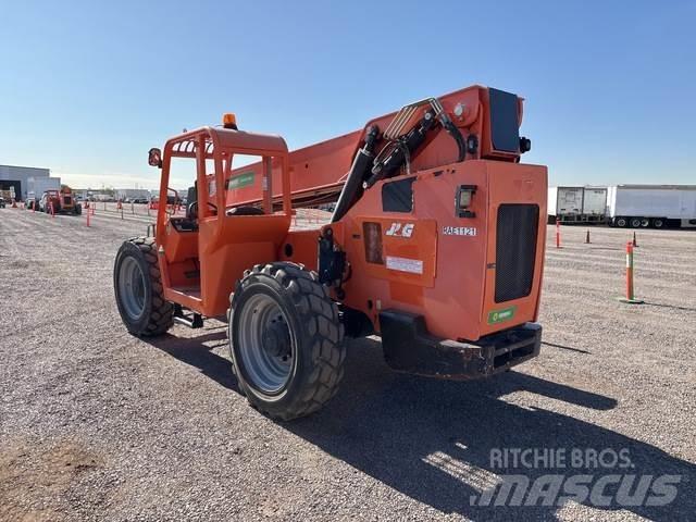 JLG 8042 Ładowarki teleskopowe