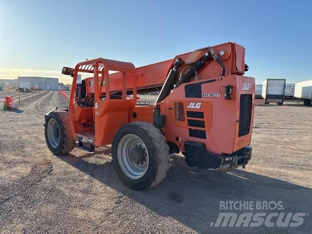 JLG 8042 Ładowarki teleskopowe