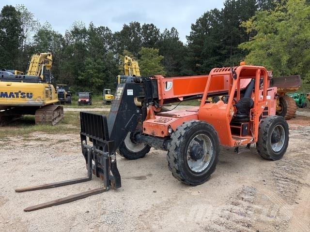 JLG 8042 Ładowarki teleskopowe
