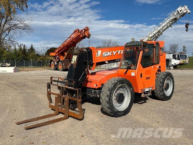 JLG 8042 Ładowarki teleskopowe