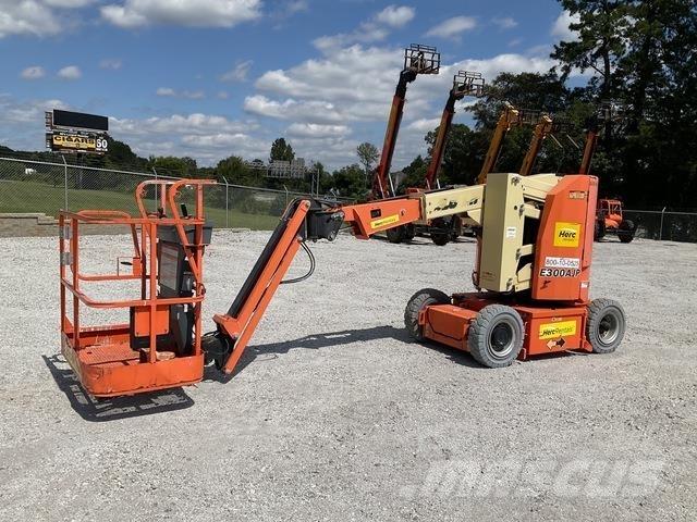 JLG E300AJP Podnośniki przegubowe