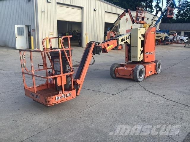 JLG E300AJP Podnośniki przegubowe