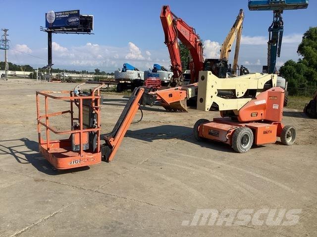 JLG E400AJPN Podnośniki przegubowe