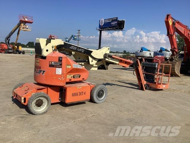 JLG E400AJPN Podnośniki przegubowe