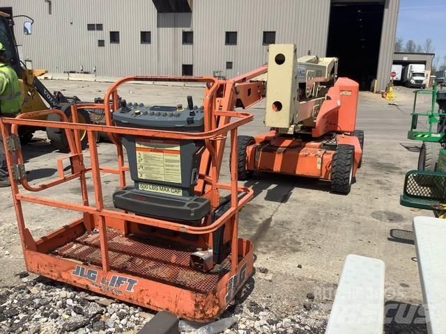JLG E450AJ Podnośniki przegubowe