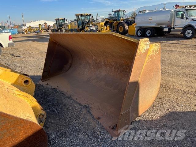 John Deere  Łyżki do ładowarek