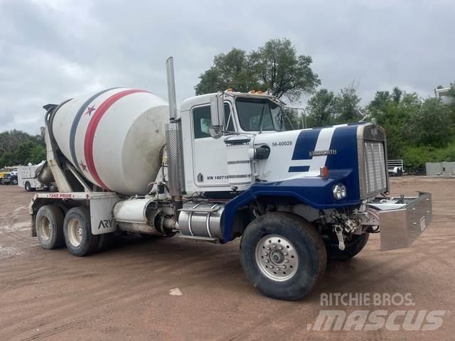 Kenworth C500 Inne