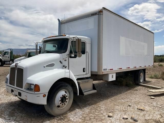 Kenworth T300 Samochody ciężarowe ze skrzynią zamkniętą