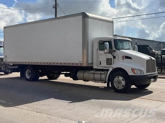 Kenworth T300 Samochody ciężarowe ze skrzynią zamkniętą