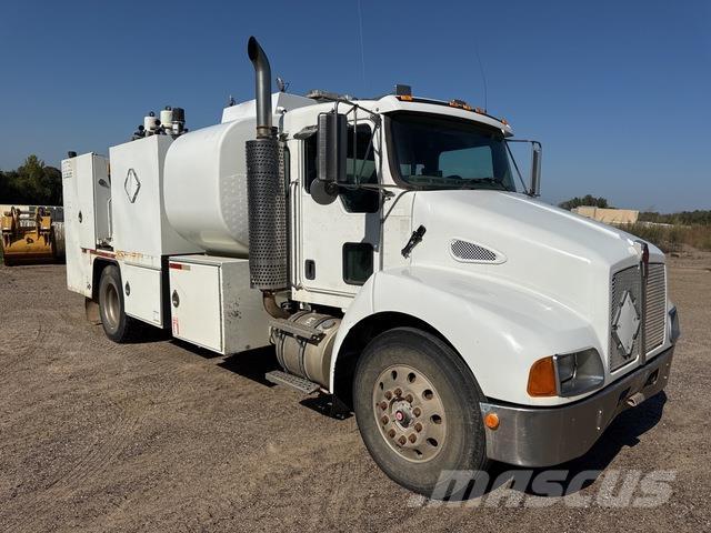 Kenworth T300 Cysterna