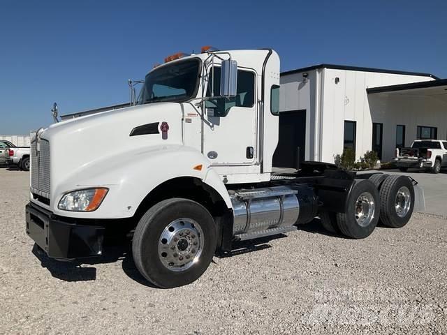 Kenworth T440 Ciągniki siodłowe
