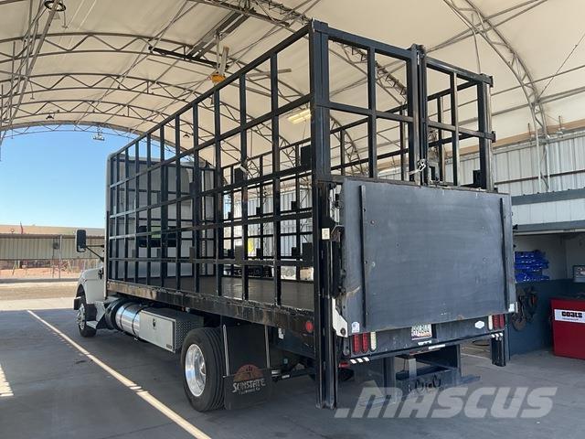 Kenworth T440 Ciężarówki typu Platforma / Skrzynia