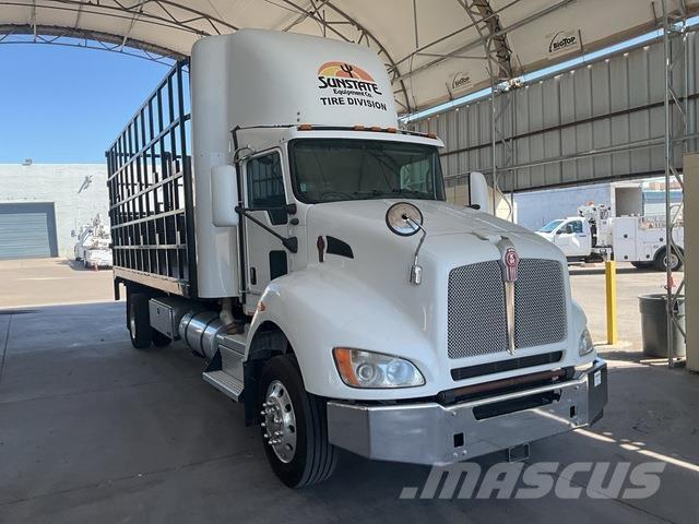 Kenworth T440 Ciężarówki typu Platforma / Skrzynia