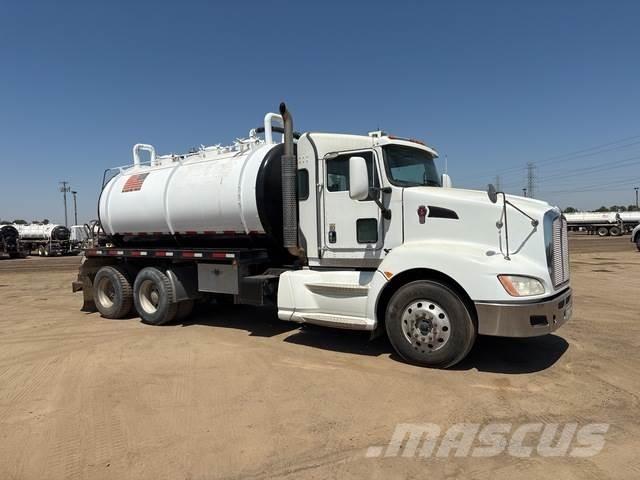 Kenworth T660 Kombi / koparki ssące