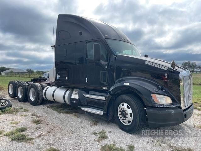 Kenworth T700 Ciągniki siodłowe