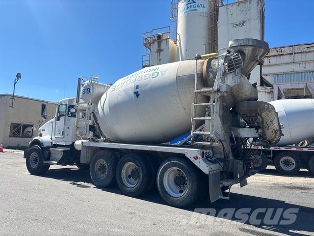 Kenworth T800 Inne