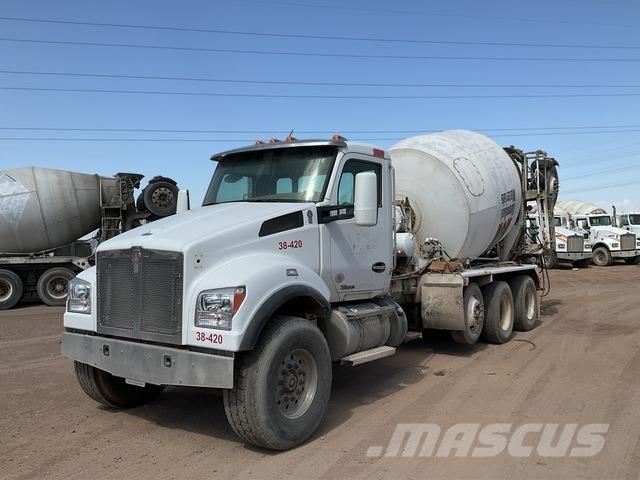 Kenworth T880 Inne