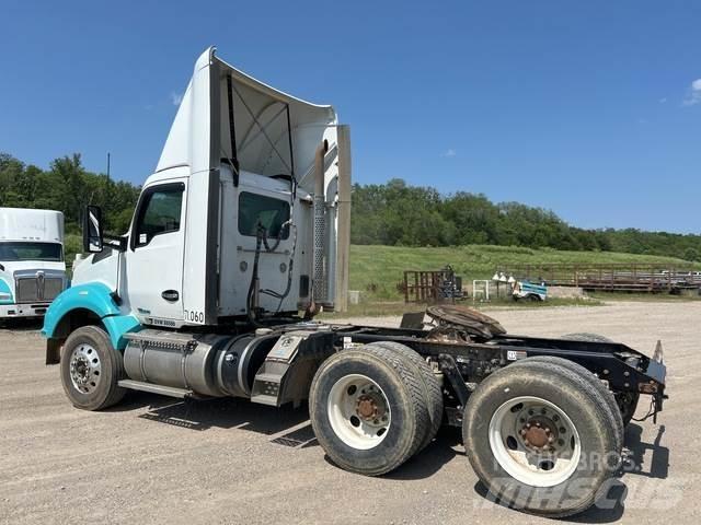 Kenworth T880 Ciągniki siodłowe