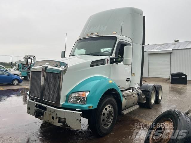 Kenworth T880 Ciągniki siodłowe
