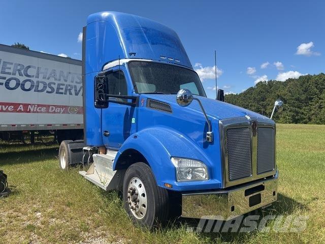 Kenworth T880 Ciągniki siodłowe