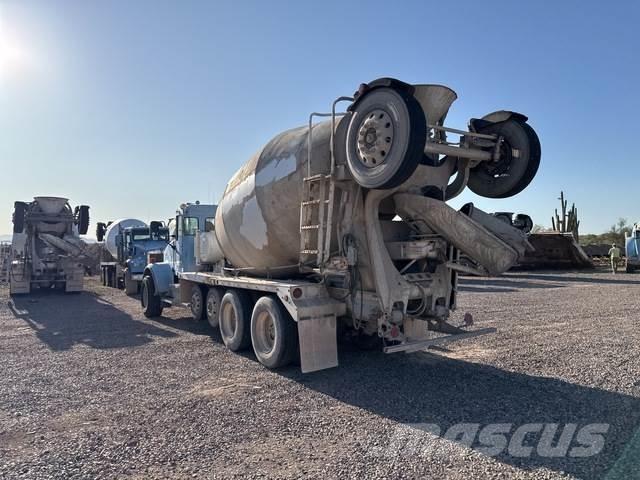 Kenworth W900 Inne