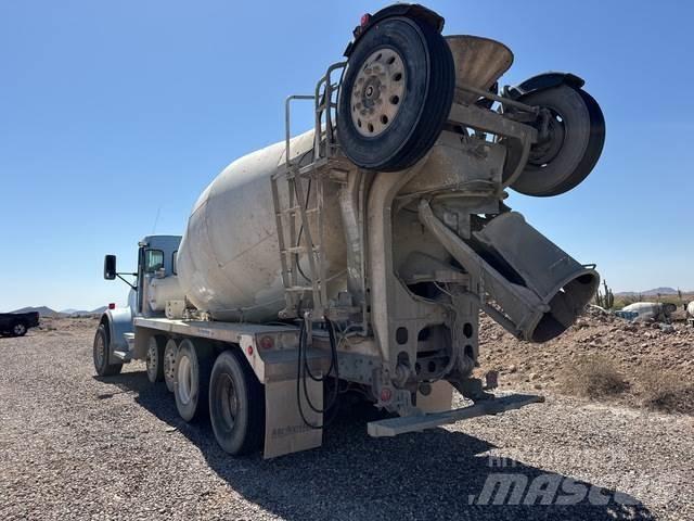 Kenworth W900 Inne